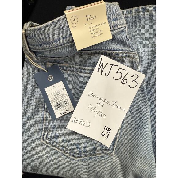 New Universal Thread Jeans Women's 4R 90s Baggy Light Wash 100% Cotton - Picture 3 of 6